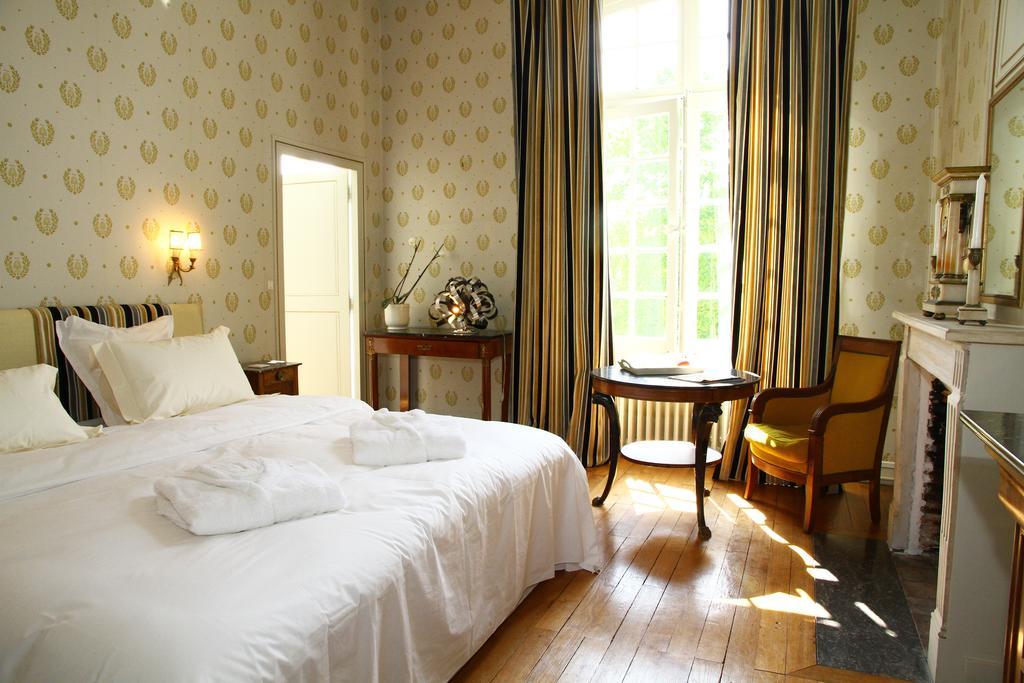 Chateau De La Giraudiere Villeny Zimmer foto